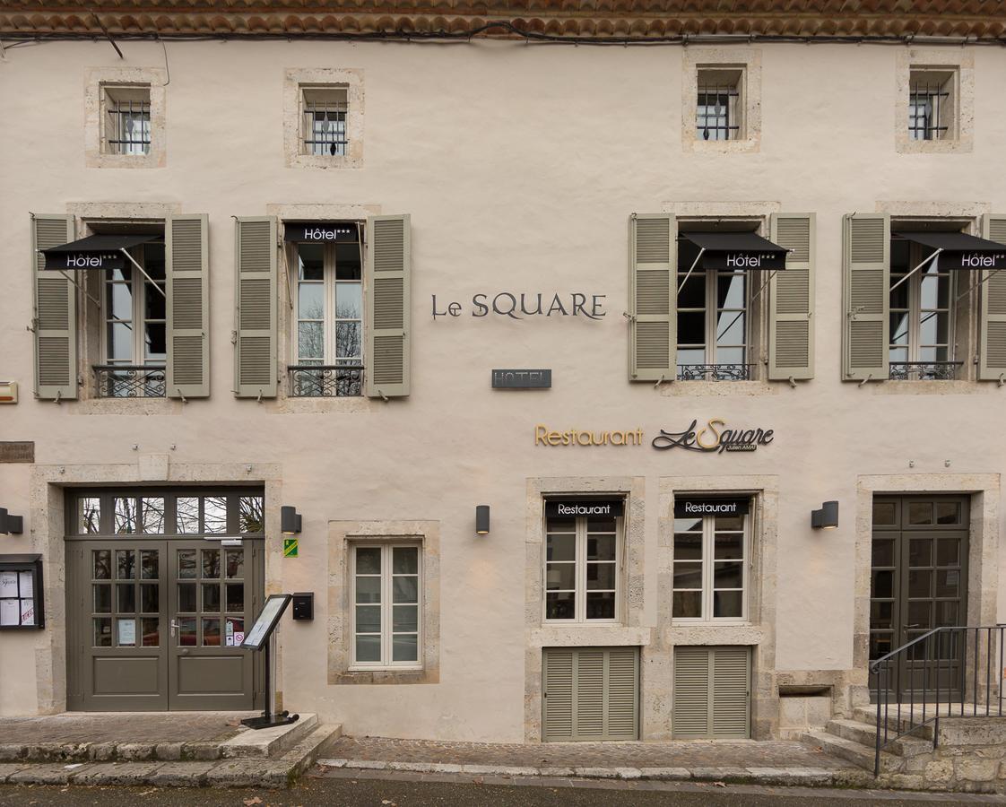 Le Square Hotel Astaffort Bagian luar foto